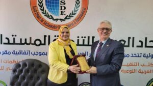 أمين العربي للتنمية يستقبل وكيلة كلية الدراسات العليا والبحوث بالأزهر